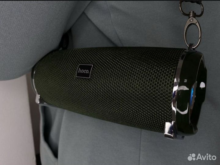 Портативная колонка с блютуз