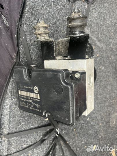 Блок абс Фольксваген гольф 6
