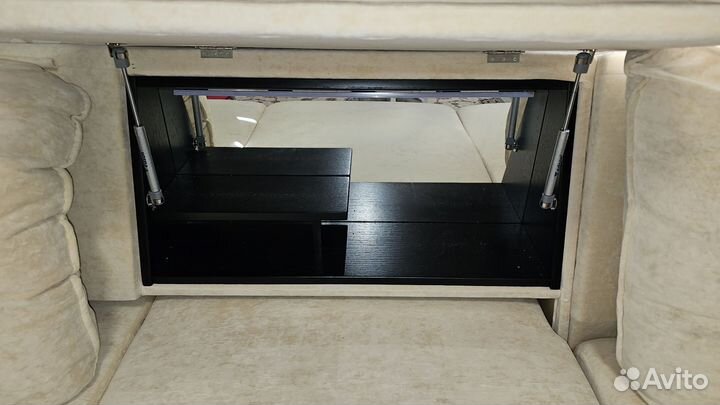 Угловой диван