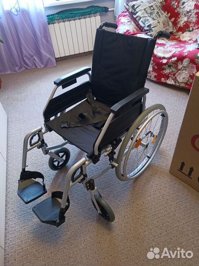 Инвалидная коляска новая