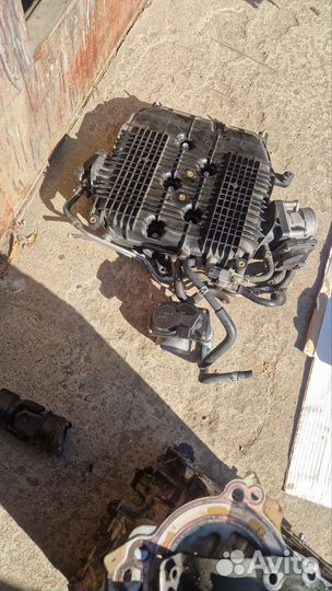 Впускной коллектор vq35hr Nissan Infiniti 3.5 двс