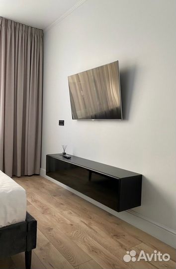 Тумба подвесная 1600, в наличии