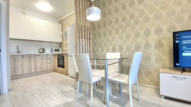 2-к. квартира, 54 м², 7/19 эт.