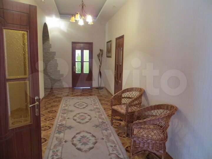 Дом 337,9 м² на участке 10,5 сот.