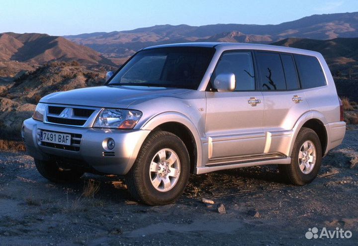 Арка правая (верх. часть) Mitsubishi Pajero 3 1999