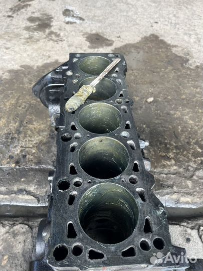 Блок двигателя цилиндров