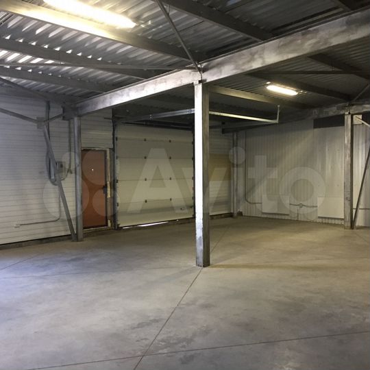 Склад, 140 м²