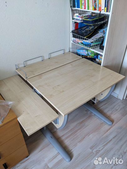 Растущая парта и стул бу