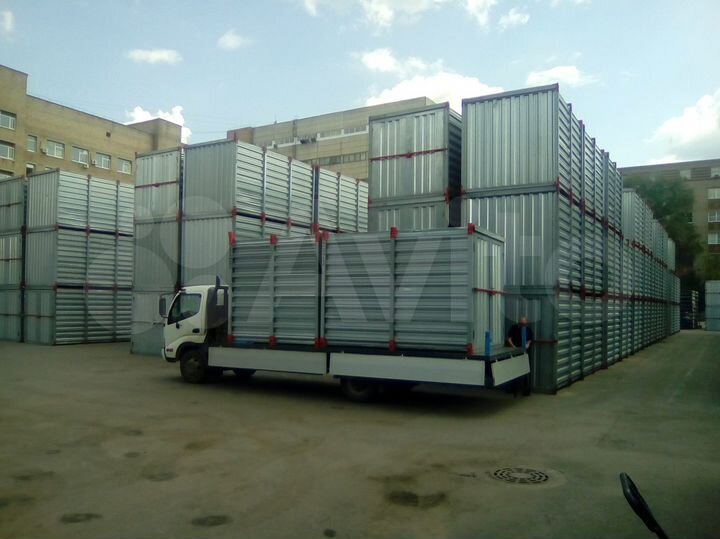 Аренда склада для хранения вещей с балкона