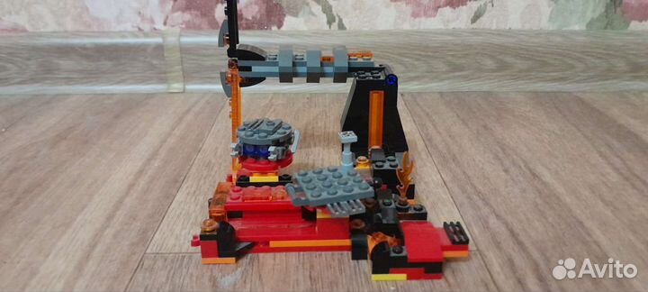 Lego Star Wars 75269 Бой на Мустафаре