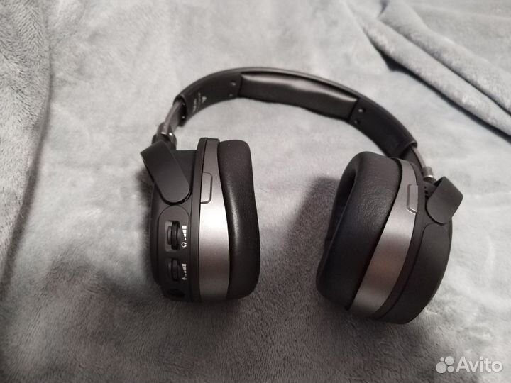 Гарнитура HyperX Cloud Orbit S