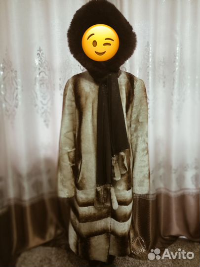 Шуба мутоновая с капюшоном