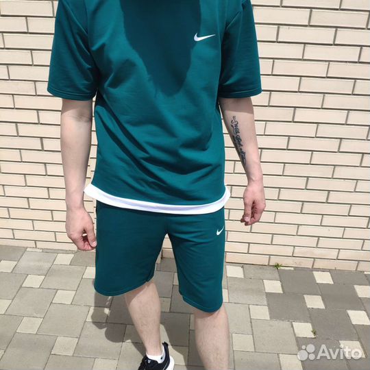 Спортивный костюм мужской Nike