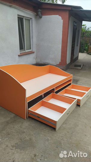 Продам кровать