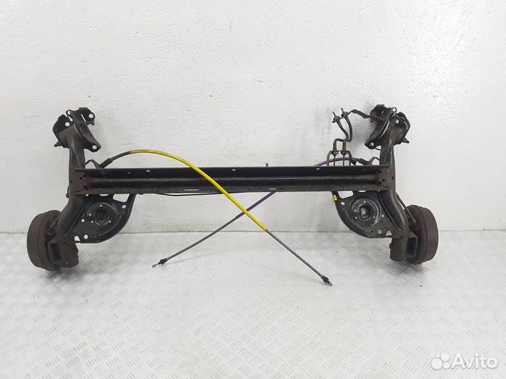 Балка подвески задняя Renault Modus