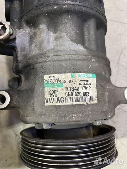 Компрессор кондиционера Volkswagen Passat B6