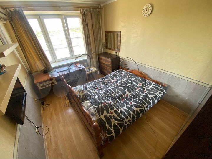 3-к. квартира, 99,5 м², 7/7 эт.