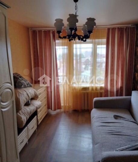 2-к. квартира, 42 м², 4/4 эт.