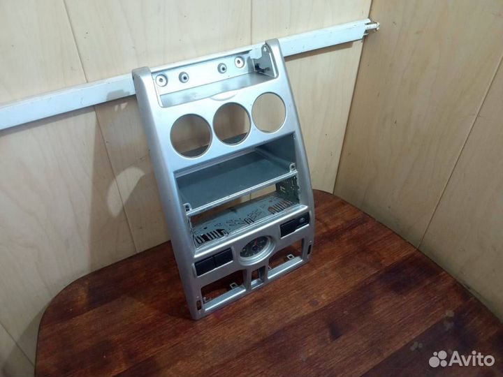 Центральная консоль Лада Приора консоль торпеды пр