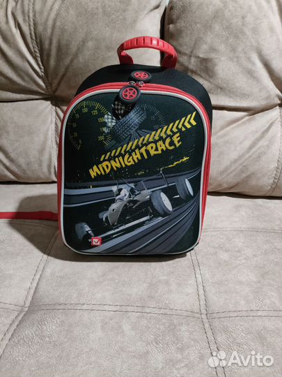 Школьный рюкзак