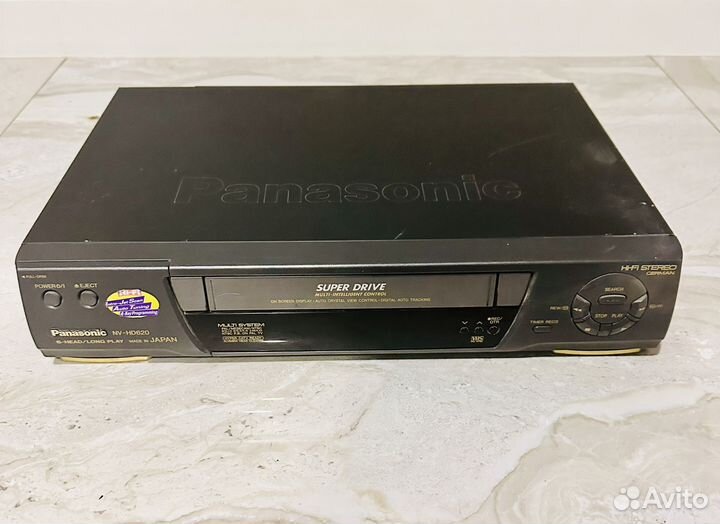 Видеомагнитофон Panasonic NV-HD 620