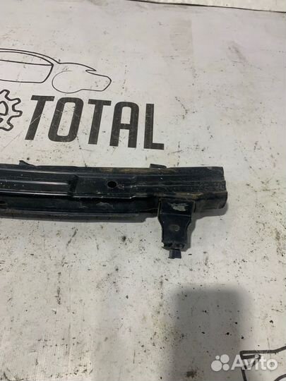 Усилитель бампера задний Mitsubishi Outlander 1