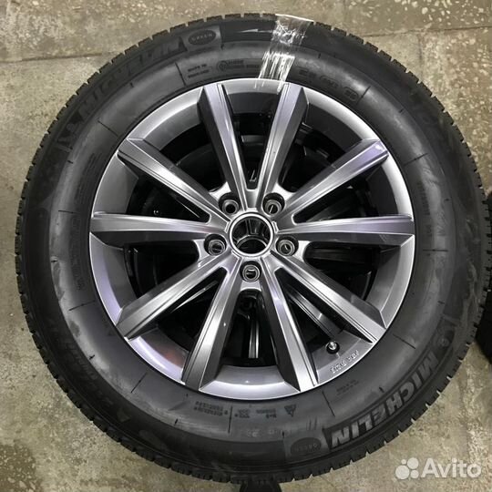 Колеса в сборе r17 зимние volkswagen tiguan