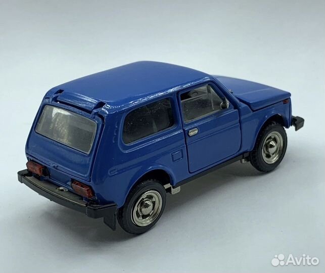 Лада 2121 А20 А-20 нива ранняя модель 1:43