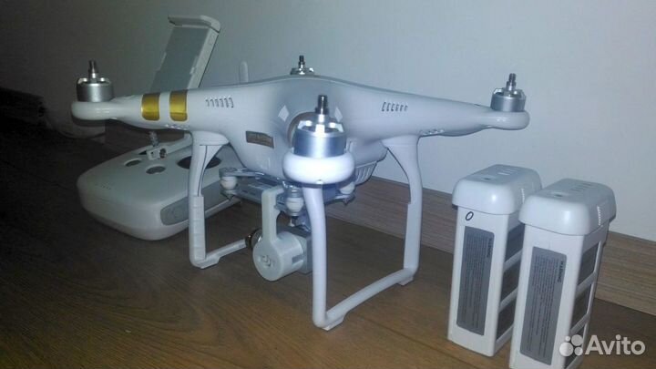 Коптер DJI Phantom 3 Professional 4k