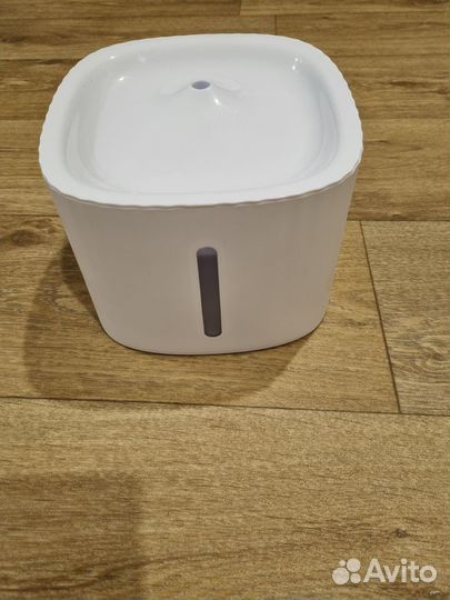 Фонтан поилка для кошек