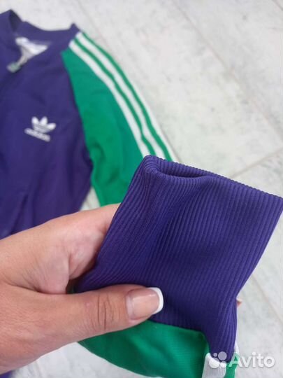 Костюм спортивный