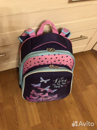 Школьный рюкзак для девочки