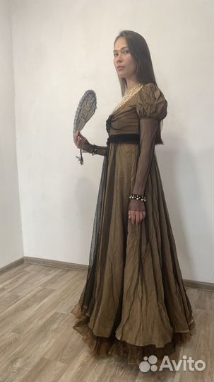 Прокат исторического платья начала 18 века