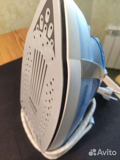 Утюг Philips GC3320