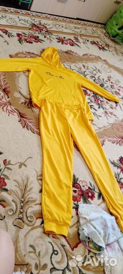 Спортивный костюм женский