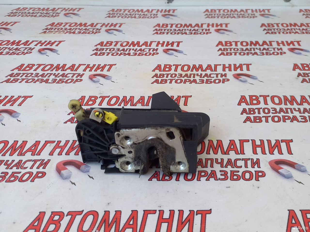 Замок двери передней левой Рено Дастер 2 19 н.в