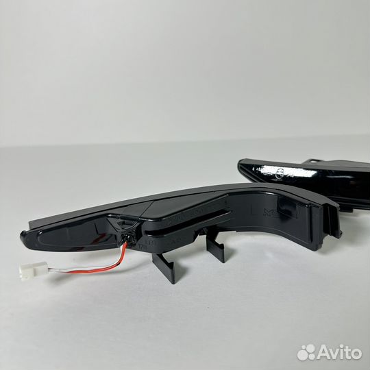 Повторители зеркал vesta лексус тонированые