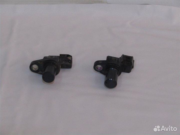 Датчик положения коленвала Mitsubishi Pajero Sport