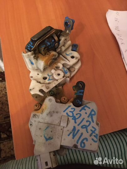 Замок двери nissan almera