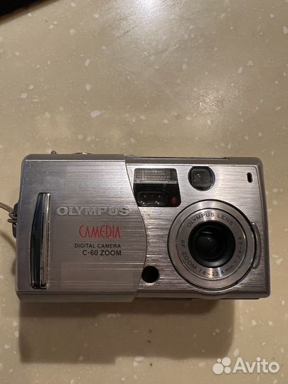 Компактный фотоаппарат olympus