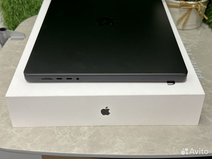 Macbook Pro 16 m3 MAX 48gb 1tb 16 CPU 40 GPU