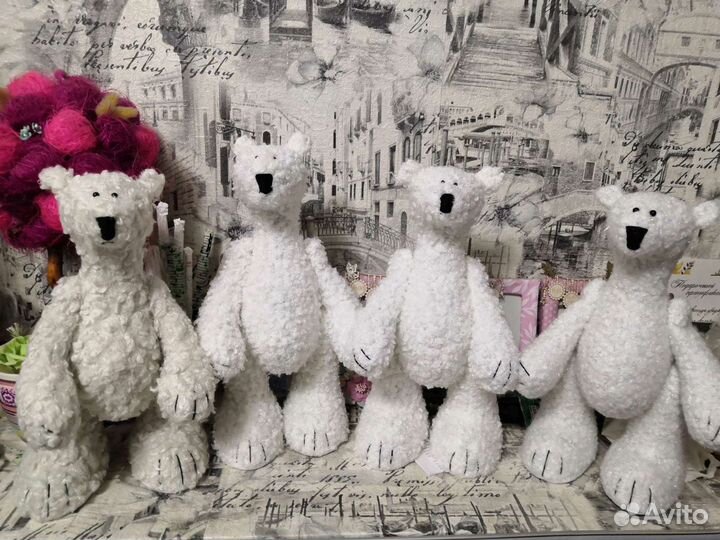 Белые Мишки ручной работы