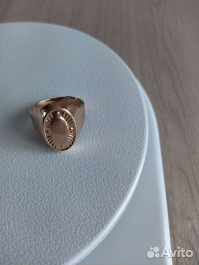 Золотые серьги