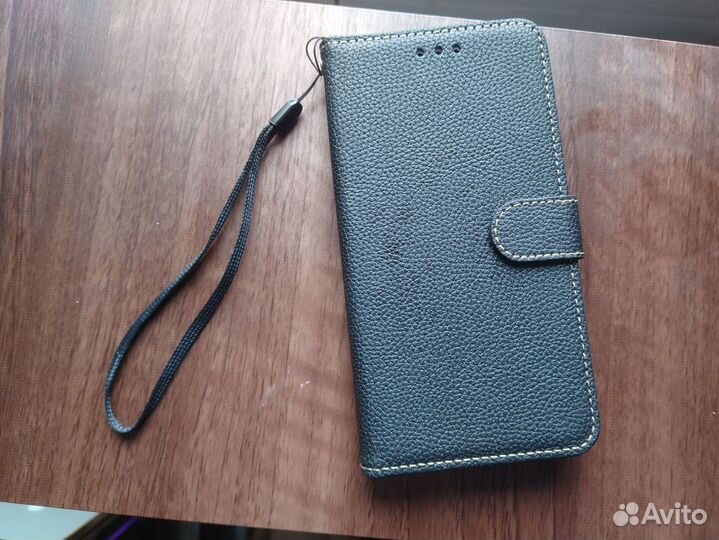 Чехол книжка на iPhone 13 Pro, новый