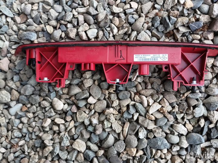 Дополнительный стоп на крышку багажника LADA xray