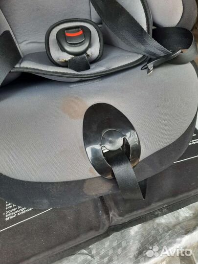 Продам детское кресло 2 500.Состояние на фото