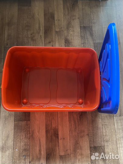 Контейнер пластик для хранения вещей