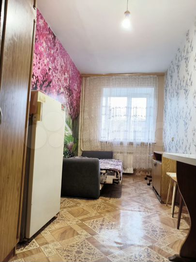 Комната 14 м² в 4-к., 4/4 эт.