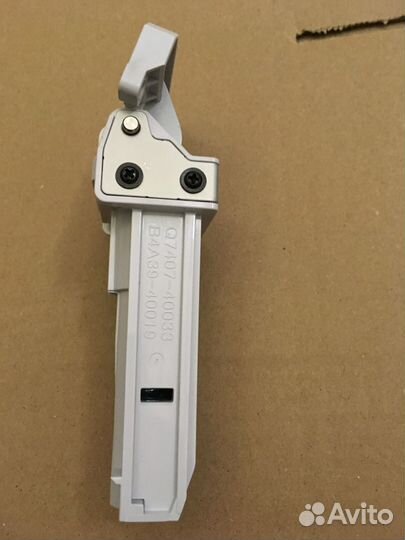 Шарнир (пeтля) ADF нp LJ Ent 500 MFP M525