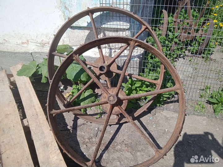 Плуг, колесо, ручной рига, советский арт-обект